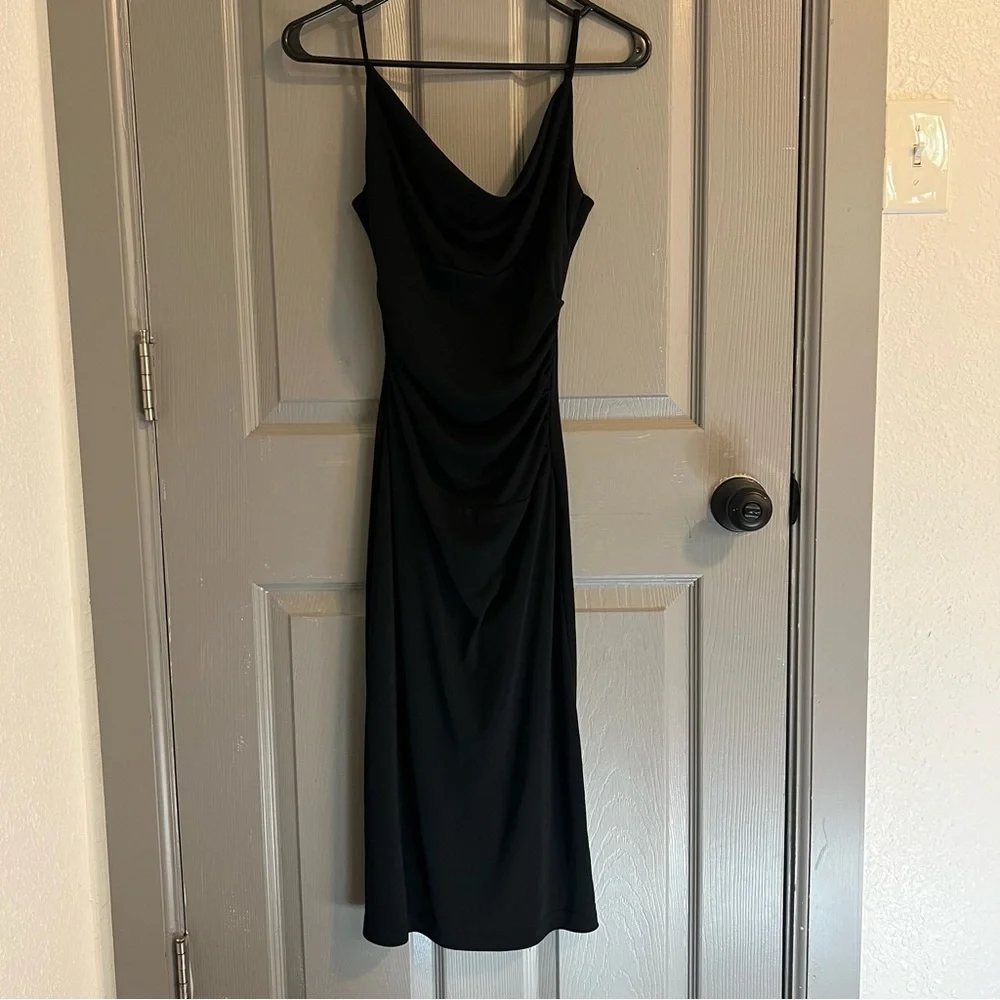 Ruby Chic Black Midi Dress - Picture 4 of 5